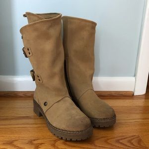 Musse and Cloud suede boots - like new!